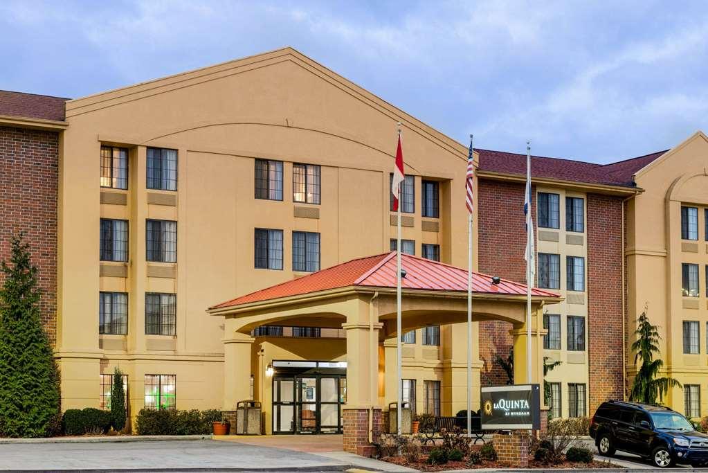 La Quinta Inn & Suites - New River Gorge National Park Summersville Bagian luar foto