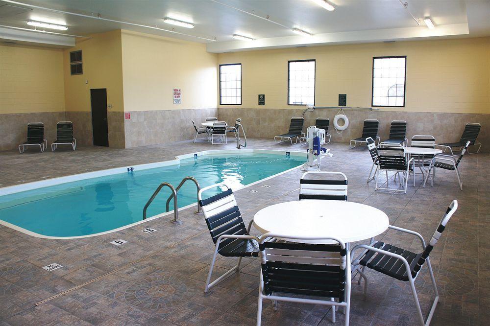 La Quinta Inn & Suites - New River Gorge National Park Summersville Bagian luar foto