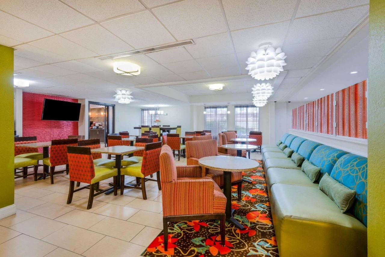 La Quinta Inn & Suites - New River Gorge National Park Summersville Bagian luar foto